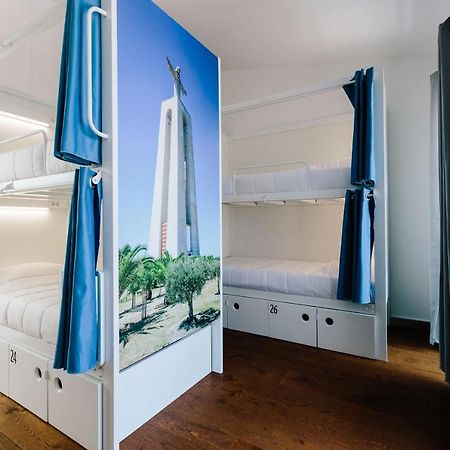 Lisbon South Hostel Алмада Экстерьер фото