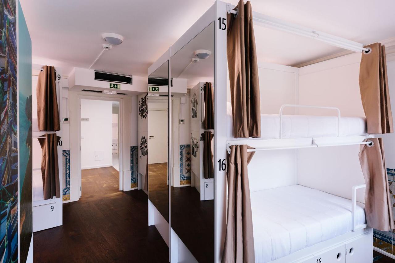Lisbon South Hostel Алмада Экстерьер фото
